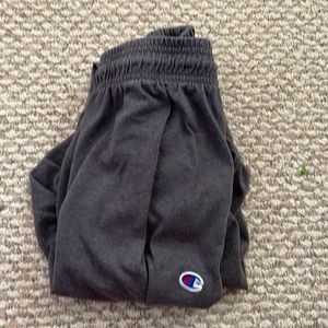 Grey men’s champion sweatpants